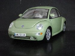 Volkswagen New Beetle 1999 de couleur vert pastel m�tallis� (Vue c�t� conducteur)