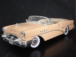 Buick Cabriolet Century 1955 de couleur saumon (Vue c�t� conducteur)